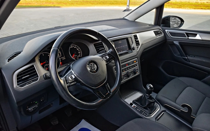 Volkswagen Golf Sportsvan cena 36900 przebieg: 198000, rok produkcji 2015 z Sochaczew małe 562